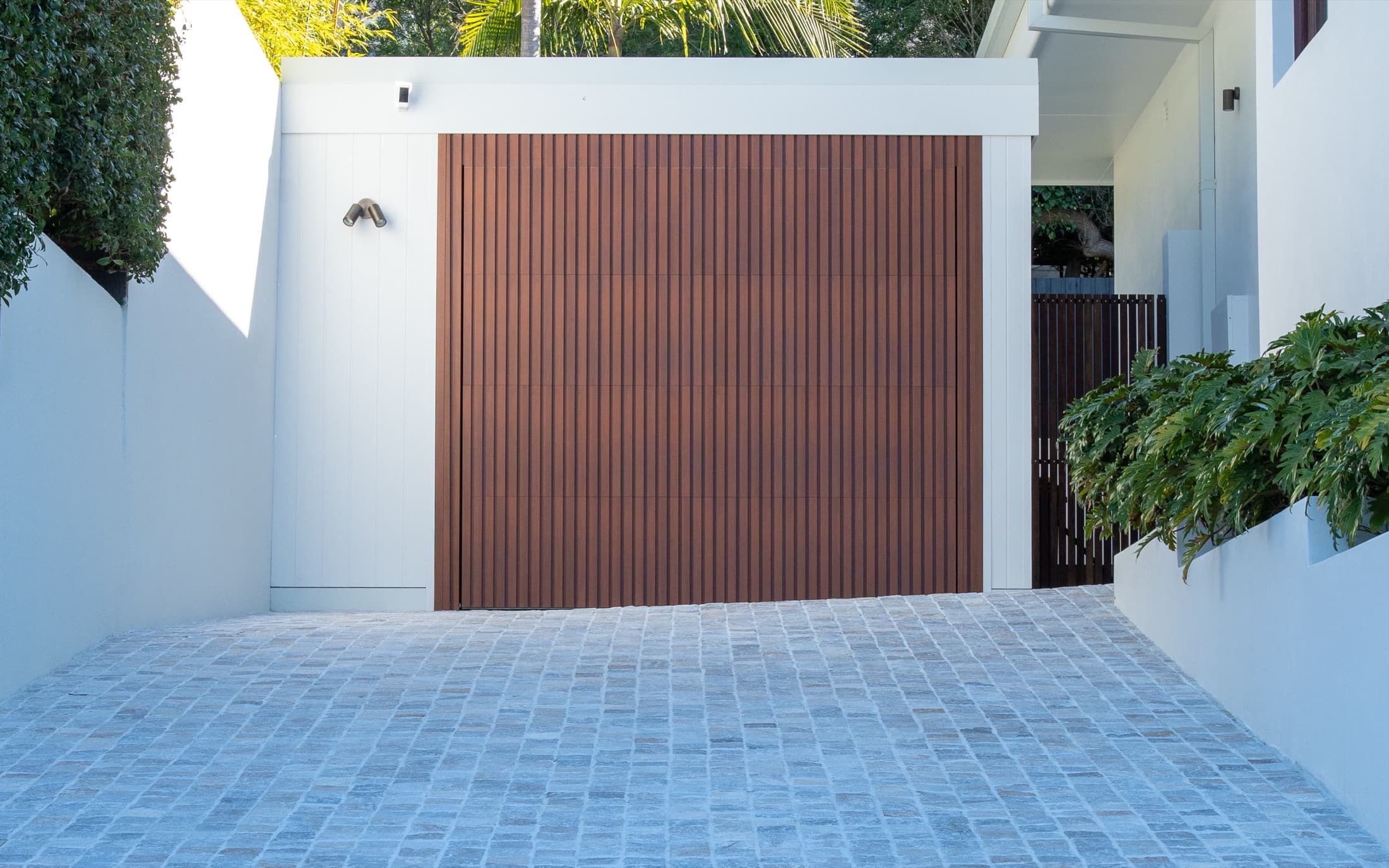 Cobblestone Drive & Courtyard, Castlecrag, NSW